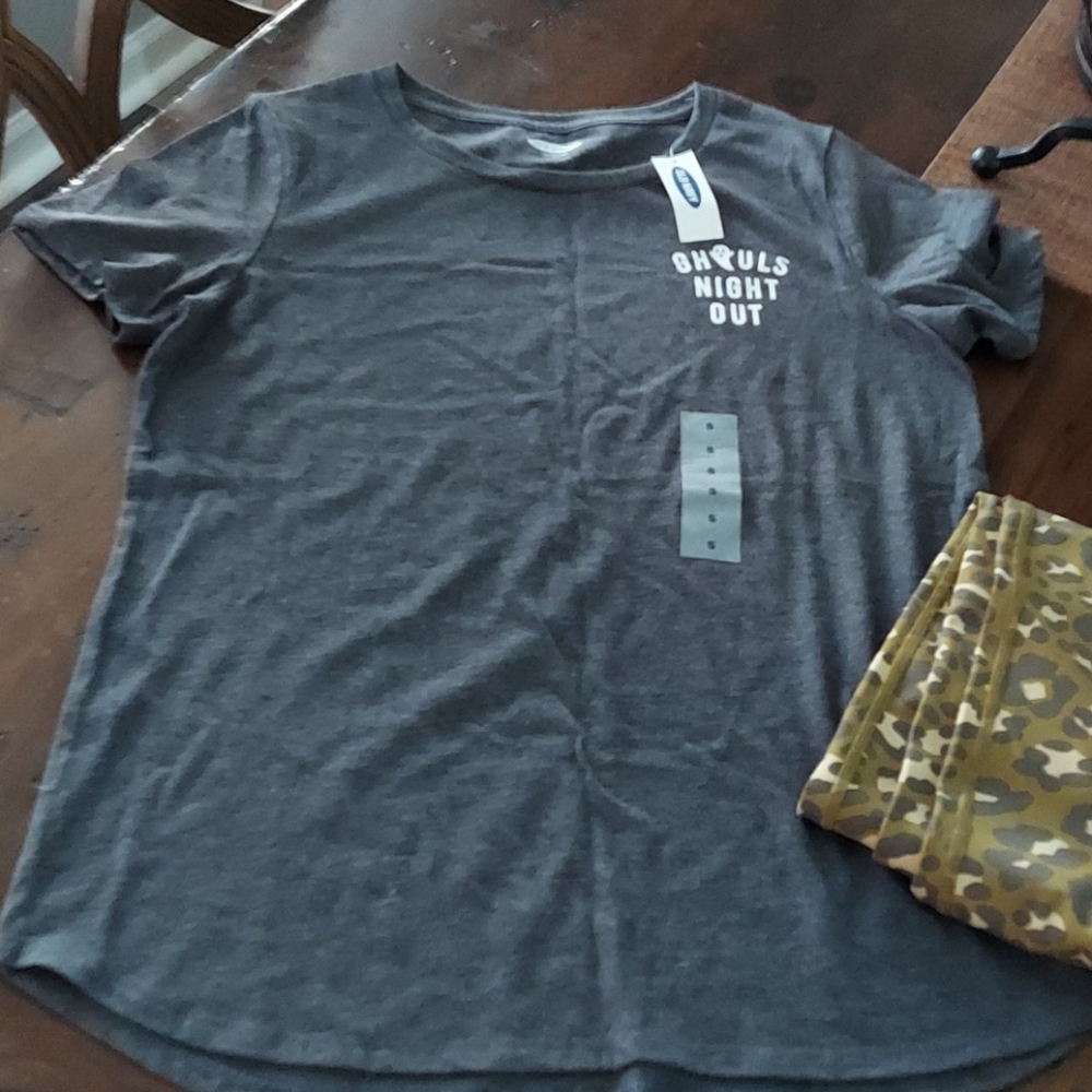 Ghost Old Navy Tshirt NWT soft Grey